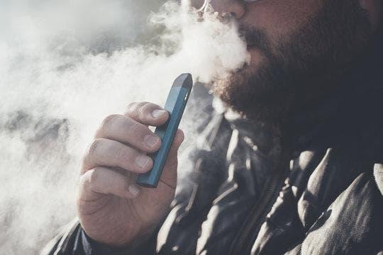 IBvape travel safety - can e cigarettes go in checked luggage and IBvape packing tips for air travel