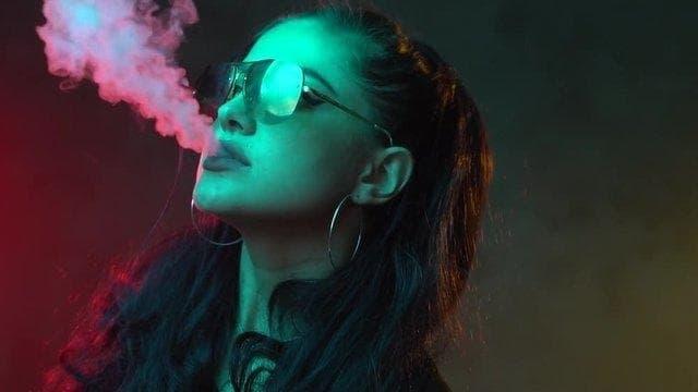 lương sơn tv Explores Public Health Trends and can e cigarettes help you quit A Practical Look at Evidence Risks and Success Stories