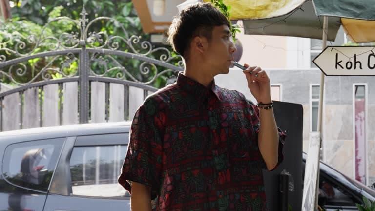 Dampfer Shop guide comparing e-cigarettes vs hookah for vapers - health, flavor and cost explained